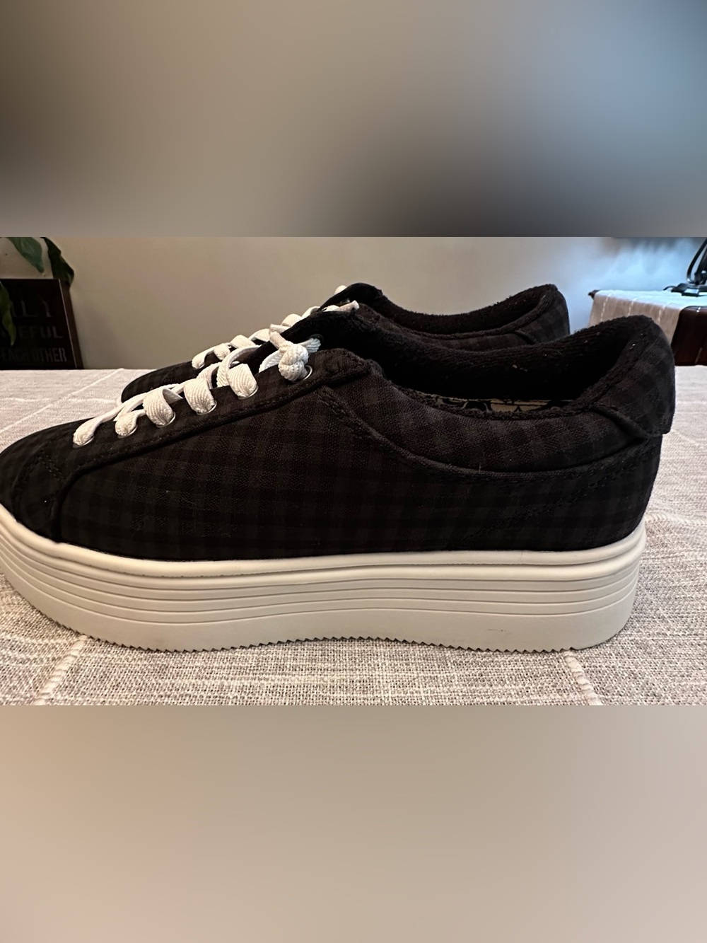 Roxy Plaid Canvas Platform‎ Sneakers Women 8.5 Black